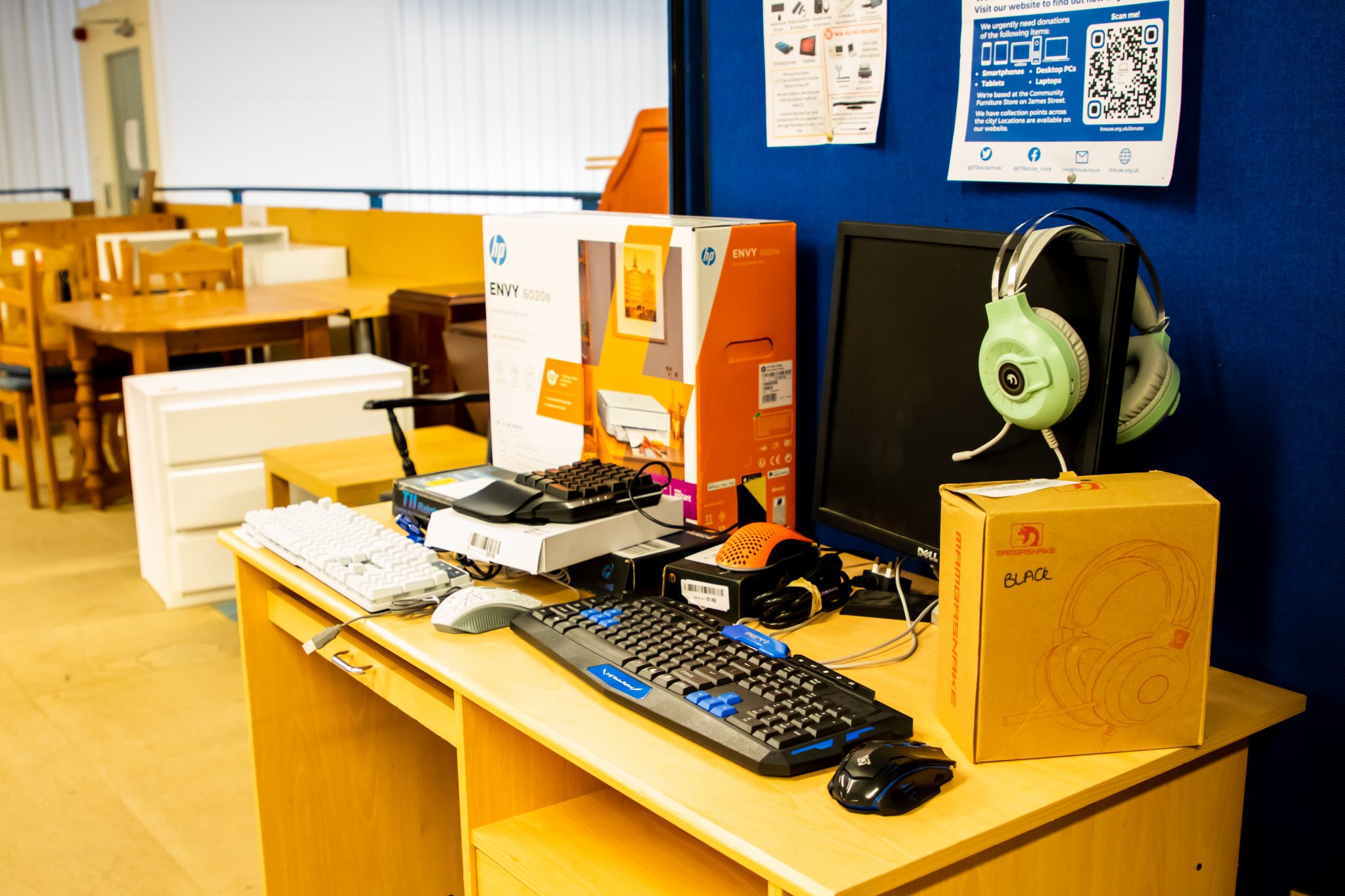 IT ReUse Community Furniture Stores